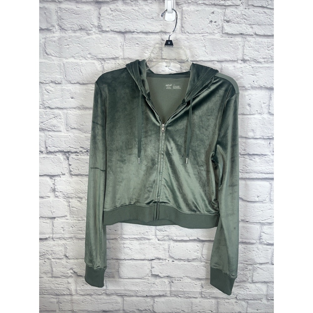 Aeri Women's  Cropped Girly Feminine Velour Loungewear Hoodie Size Large